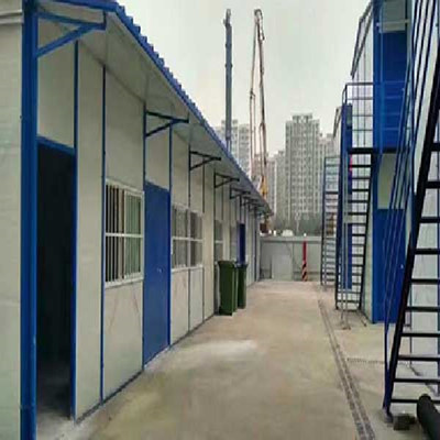 天津東麗區(qū)工地用活動(dòng)板房加工廠_工地k式活動(dòng)板房_可重復(fù)使用